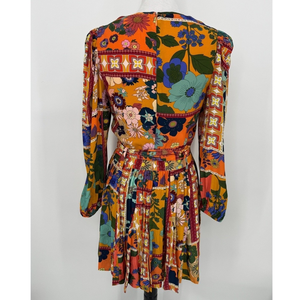 LaRoque Emma Dress Size Medium Coral Cabo Floral Patchwork Boho Mini Retro Mod - Picture 7 of 11